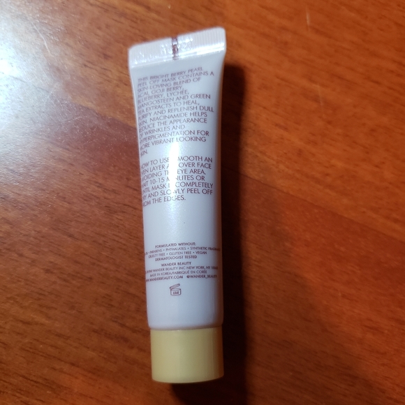 Wander Face Mask - Picture 2 of 2